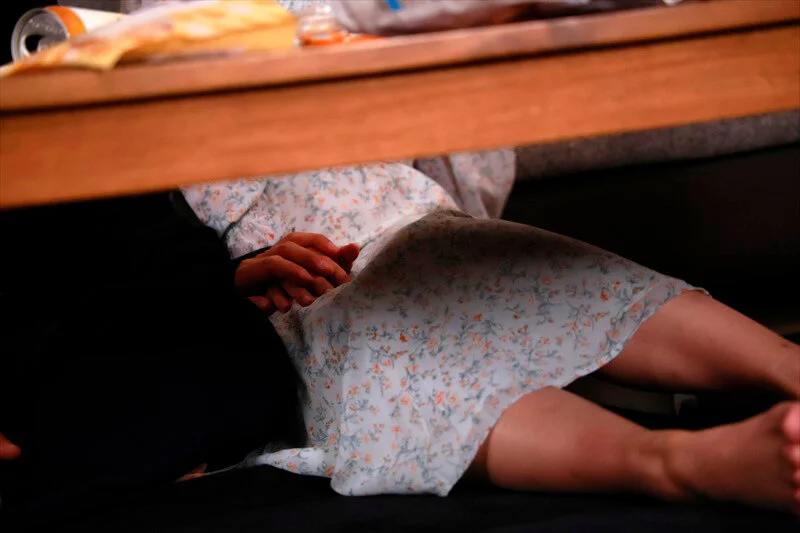 見えないところで始まる距離の崩れと、まだ自覚しきれない感情の揺れ